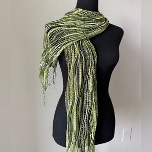 Franco Ferrari Green Metallic Textured Fringe Scarf Made in Italy Artsy